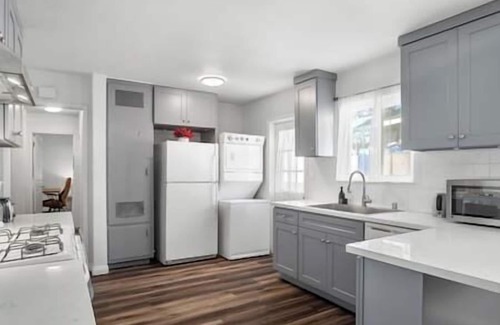 San Gabriel Casa | BOHO Hidden Gem near DTLA Sleeps 8