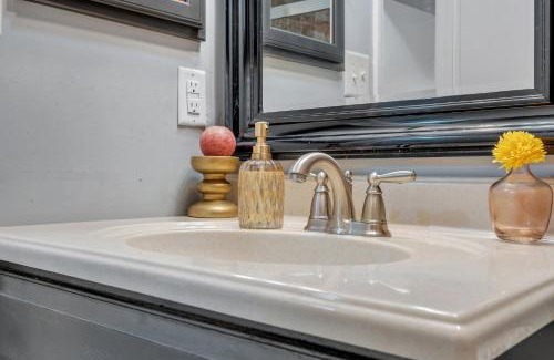 Tallahassee Casa | Boho Indian Oasis: 3bd - Pool - Tranquil Retreat