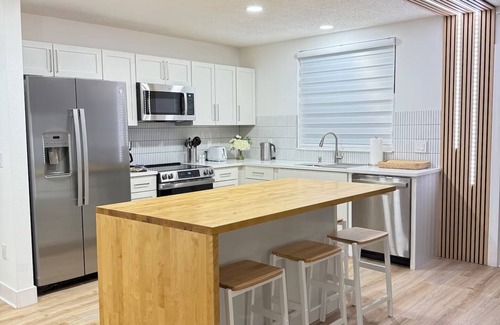 Palm Coast Casa | Boho Luxe Escape - Pet Friendly, Fire Pit, Grill, & Beach!
