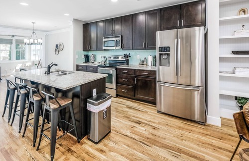 Davidson Casa | Boho Retreat Steps From Downtown Porch Parking
