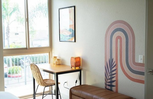 National City Apartamento | Boho Rooftop Pool & Hot Tub Apt