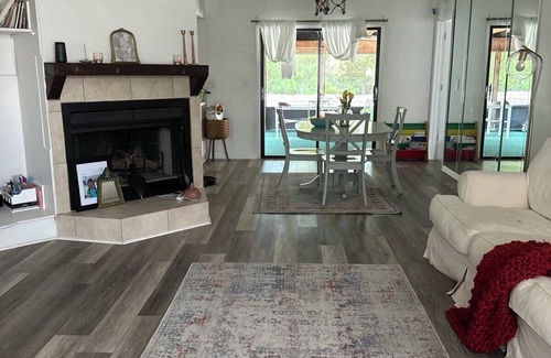 New Port Richey Casa | Boho shabby chic airy & spacious family vacation home.