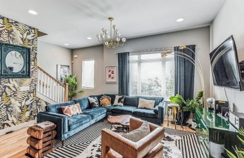 Haynes Area Casa | Boho Townhome for 12 Close to DT