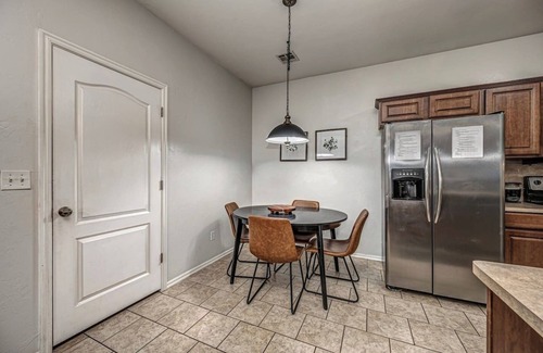 Oklahoma City Apartamento | Boho vibe 3BR/2BA Near Tinker AFB & OKC!