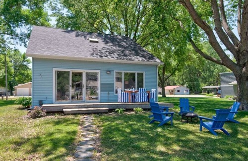 Wahpeton Casa | Boji Waterfront Shack- Miller’s Bay Canals