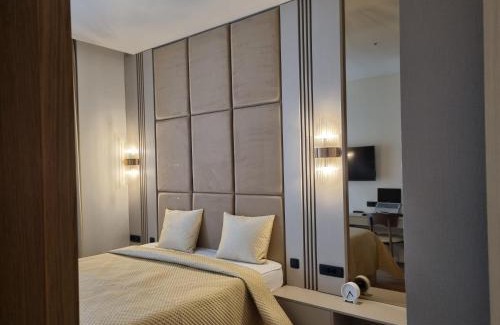 Tomicici Apartamento | BOKA PLACE One Bedroom Apartment NEW
