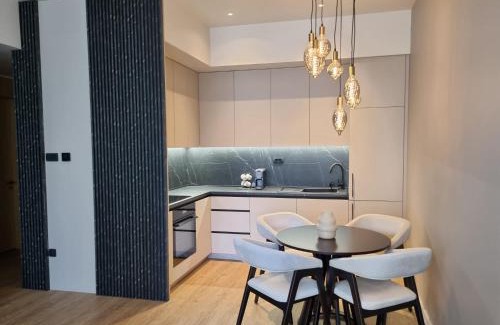 Tomicici Apartamento | BOKA PLACE One Bedroom Apartment NEW