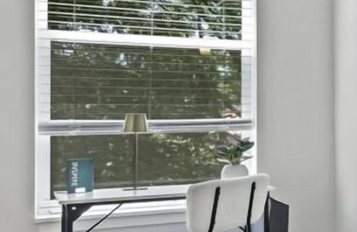 St. Peters Apartamento | Bold 2126 I Corporate 1 Bedroom Apartment