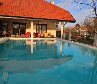 Becej Casa | Boletov raj lux