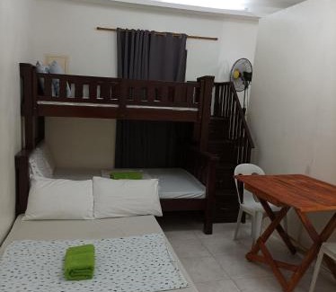Balingasay Cama Y Desayuno | Bolinao Transient House B