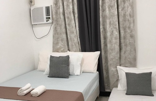 Balingasay Cama Y Desayuno | Bolinao Transient House Near Patar Beach for 8-15 + Wifi + Breakfast
