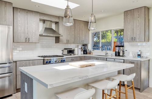Bolinas Casa | Bolinas Oceanfront View House! Modern and secluded luxury home.