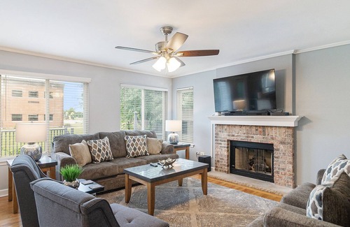 Bolingbrook Casa | Bolingbrook Rental - Jonathan Way