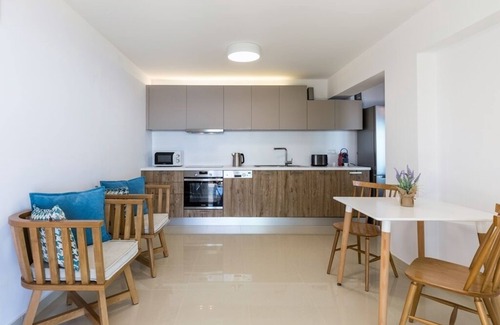 Spartylas Villa | Villa Lunaria - Respirando desde una villa de lujo en Spartilas, Corfú