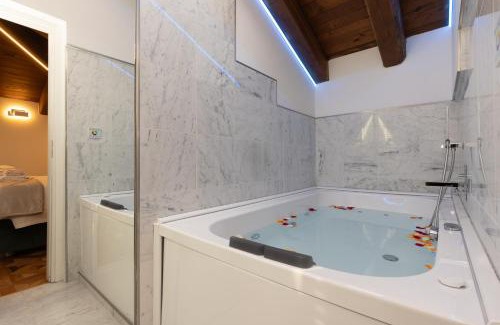 Saragozza-Porto Apartamento | BolognaRoomscom - Villa Bottrigari