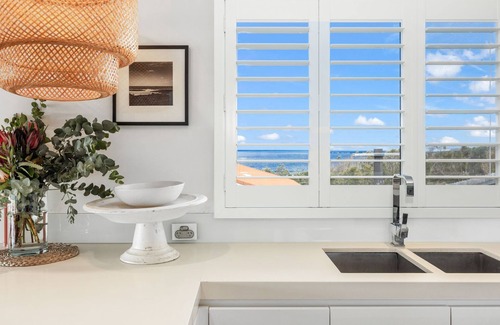 Ulladulla Casa | Bommie Coastal Headland - Stunning spacious home with the beach at your doorstep