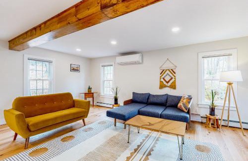 Hydeville Casa | Bomoseen Beauty