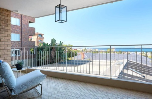 North Bondi Apartamento | Bondi Oceanview Escape
