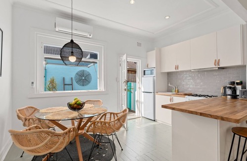 North Bondi Casa | Bondi Surf Cottage - family and pet friendly beach shack