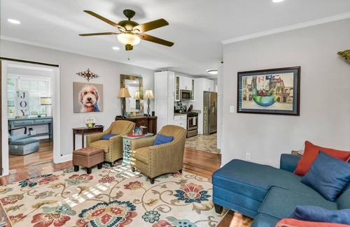 Rosewood Casa | Bonham Burrow | 2BR 2BA Home Near USC & Ft Jackson