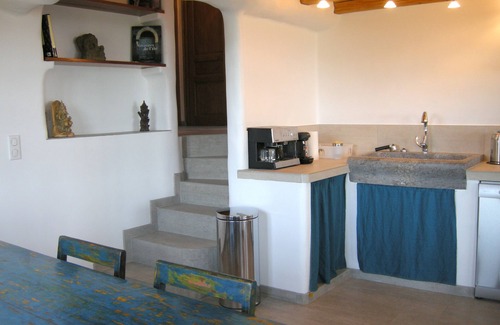 Bonifacio Casa | Bonifacio, encantadora casa con vista al mar
