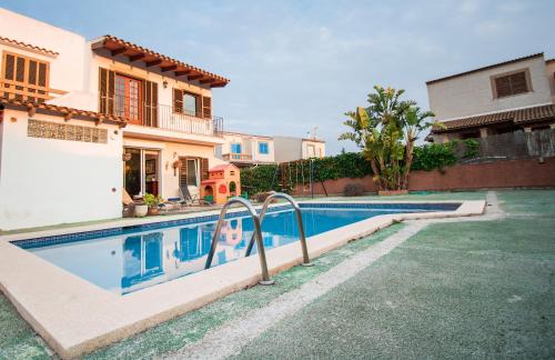Portocolom Villa | Bonita Casa Suit, Porto Colom, Piscina, AC, Wifi y Netflix