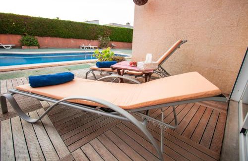 Portocolom Villa | Bonita Casa Suit, Porto Colom, Piscina, AC, Wifi y Netflix