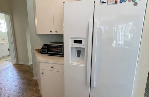 Bonita Springs Casa | Bonita Coastal Escape-2BR/2BA house, 10 mins from the beach and steps from pool!