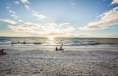 Bonita Springs Hotel | Bonita Hideaway