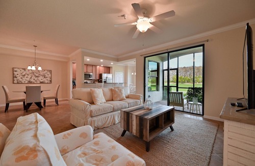 Bonita Springs Condominio | Bonita National - First Floor Condo with golf!