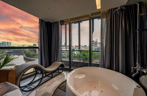Phu Nhuan Hotel | Bonita Signature The View