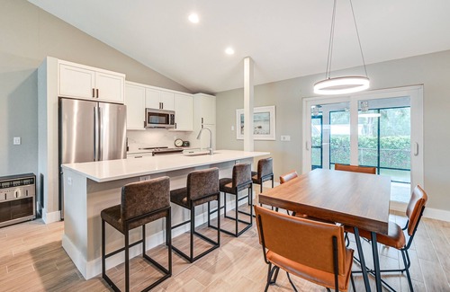 Bonita Shores Cabaña | Bonita Springs Beach House < 2 Mi to Ocean!