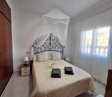 Miami Platja Apartamento | Bonito Apartamento California 6