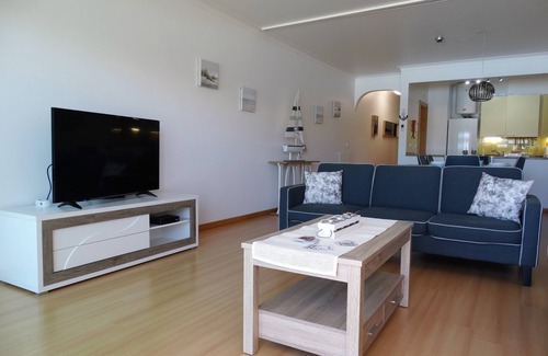 Praia de Santa Cruz Apartamento | Bonito Apartamento e Moderno em Santa Cruz Silveira Torres Vedras