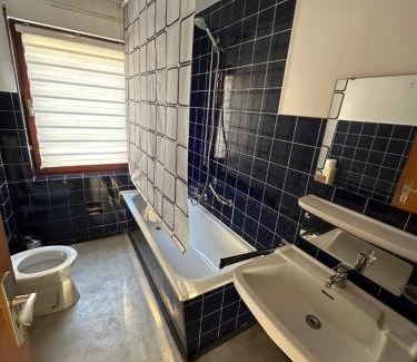 Limperich Apartamento | Bonn-Beuel Ferienwohnung mit Parkplätzen