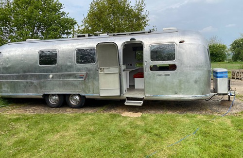 Bury St Edmunds Casa | Bonnie the Airstream - Country Retreat