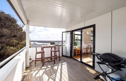 Augusta Casa | Bonnie View - Upstairs Studio Retreat for two