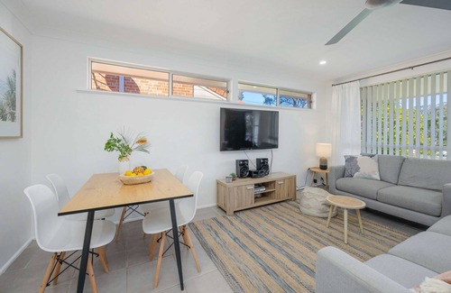 Bonny Hills Cabaña | Bonny Getaway - walk to 4 beaches