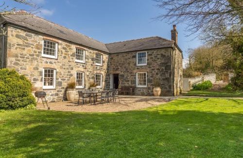 Helston Casa | Bonython Farmhouse