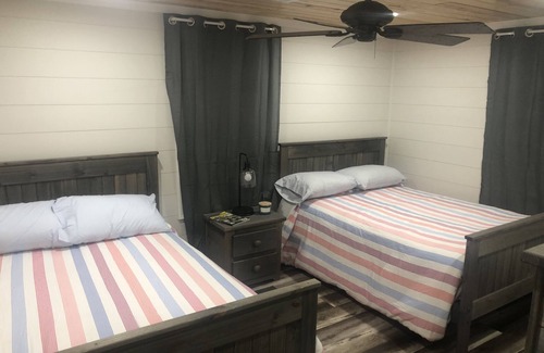 Zwolle Casa | Campamento R2 ¡Campamento frente al mar recientemente remodelado con vistas increíbles!