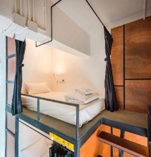 Talat Yai Hostal | Book a Bed Poshtel - SHA Plus