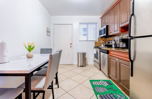 East Little Havana Apartamento | Book Now and Enjoy a Top Miami Location