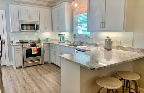 Fort Morgan Cabaña | Book Now for Vacay~3 Bedroom~Spectacular Cottage ~ Nearby Beach Access