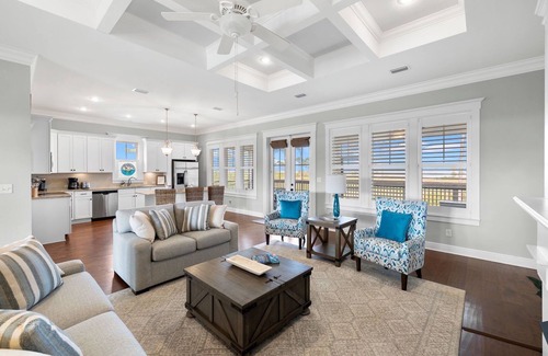 Port St. Joe Casa | Book Now for Fall! Bay front and Private Pool! Minutes to the Beach, Fishing and Restaurants!