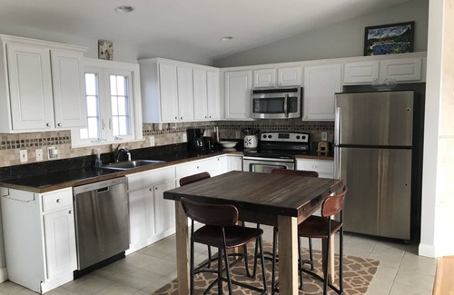 Misquamicut Condominio | Ahora reserva primavera / verano 2020. Estacionamiento en la playa incluido!