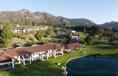 Lawrence Welk Resort Village Apartamento | Book NOW! 1 or 2 bedroom villa or suites in lovely Escondido upon availability