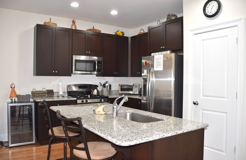 Rehoboth Beach Casa | Wonderfully Appointed Townhome Minutes From Both Historic Lewes and Rehoboth Beach