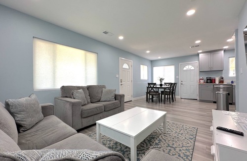 Southwest Anaheim Casa | BOOK NOW Triple "C" Property! Clean, Comfortable and Close to Disneyland OC FUN
