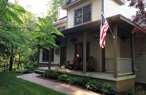 Empire Casa | Summer Availability! Book now!