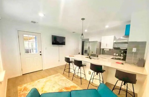 Canyon Lake Casa | BOOK YOUR EVENT - 4-house complex in Canyon Lake!